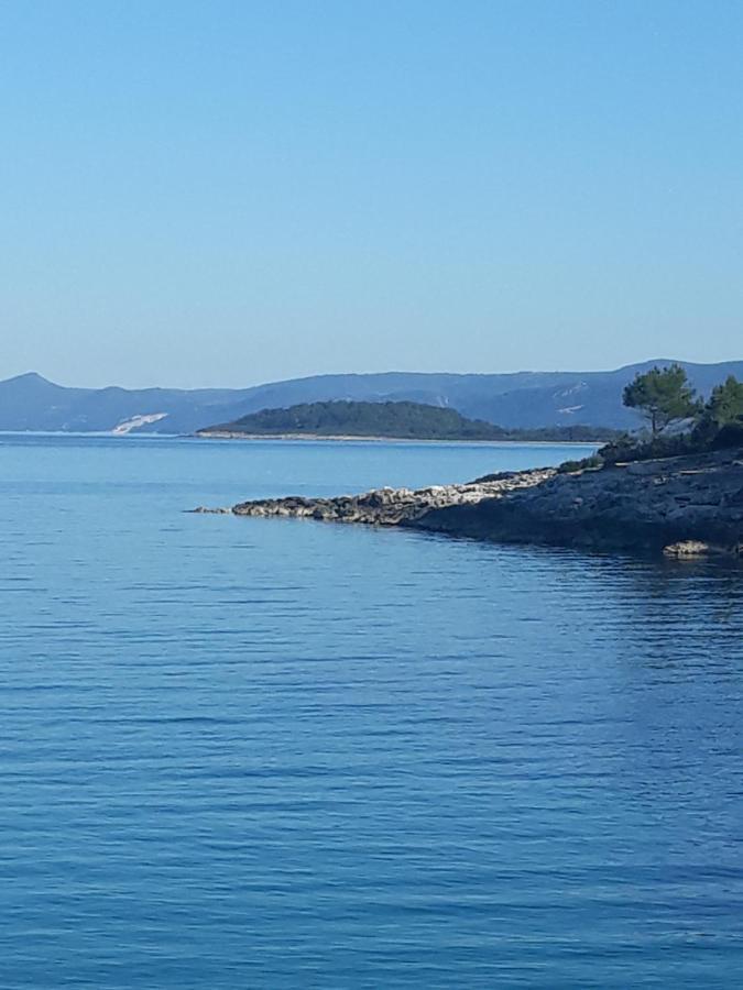 Holiday Hvar Vrbanj Buitenkant foto