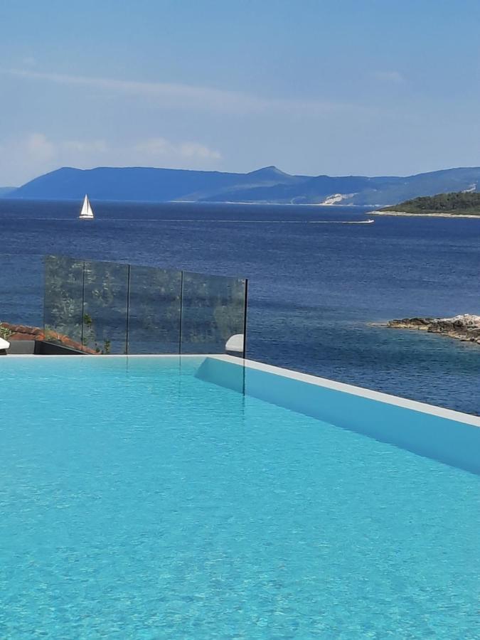 Holiday Hvar Vrbanj Buitenkant foto
