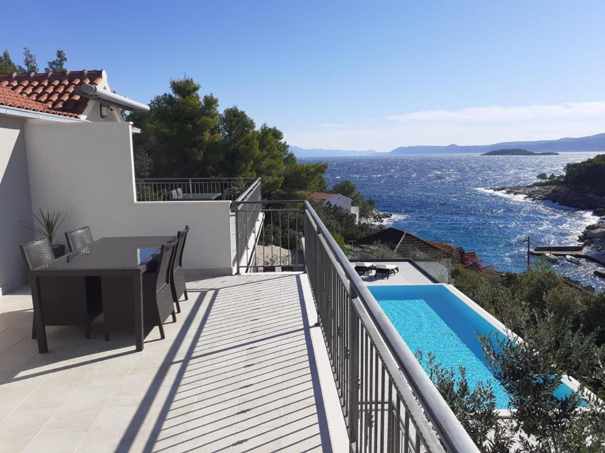 Holiday Hvar Vrbanj Buitenkant foto