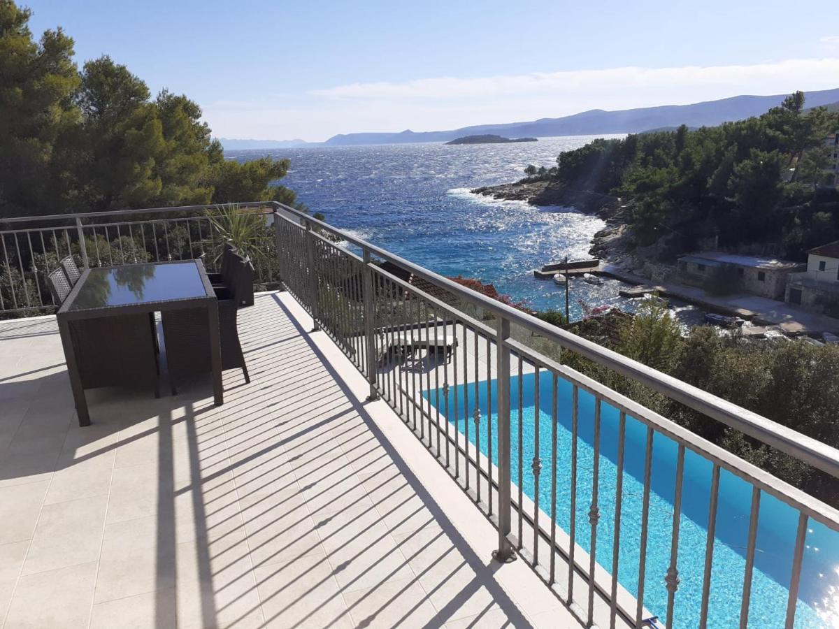 Holiday Hvar Vrbanj Buitenkant foto