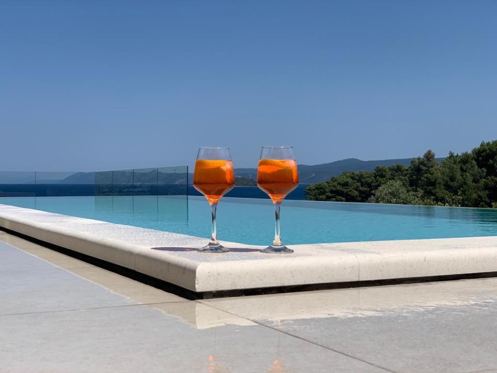 Holiday Hvar Vrbanj Buitenkant foto