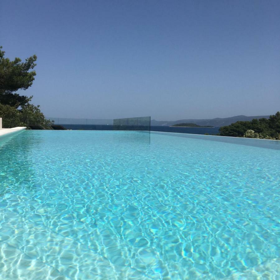 Holiday Hvar Vrbanj Buitenkant foto